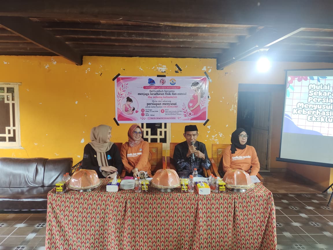 Mahasiswi Universitas Prima Sengkang Gelar Sosialisasi Kesehatan Fisik dan Mental Ibu Hamil 